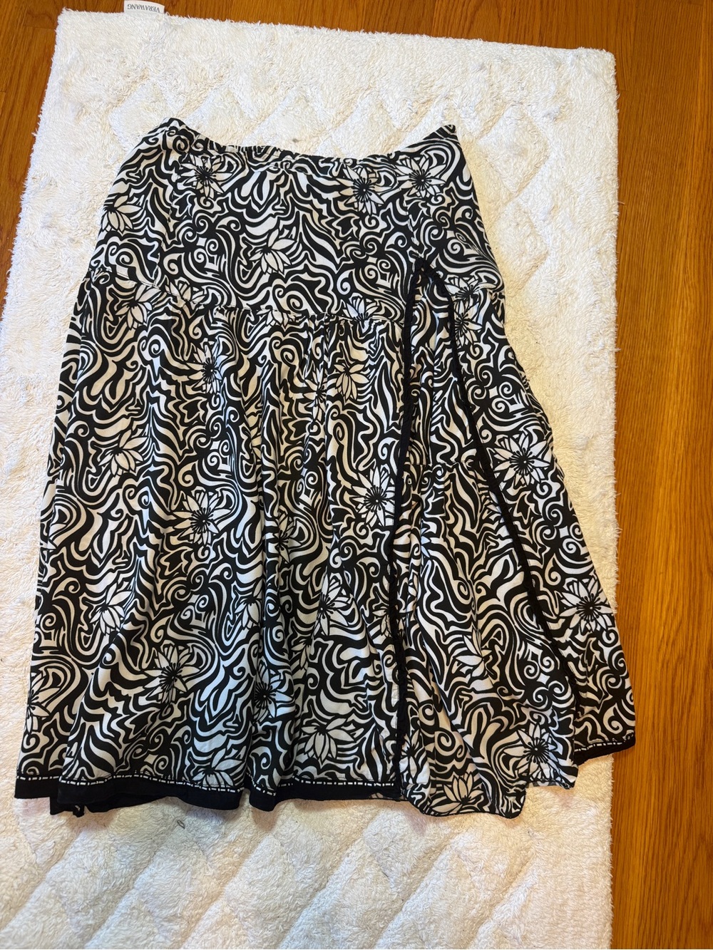 My De Ta Brown & White Floral Skirt